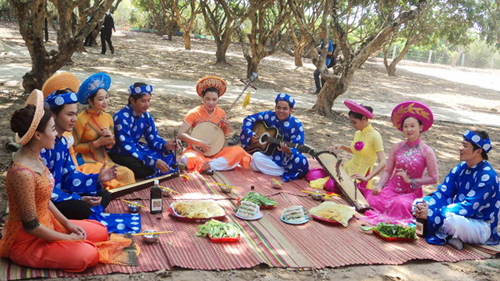 ២១ខេត្តក្រុងតំបន់ Nam Bo ខាងលិចចូលរួម Festival Don ca tai tu